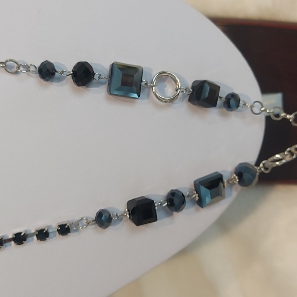 INC gorgeous lariat necklace with matching pierced earrings - Picture 3 of 9